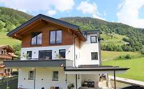 Holiday flat Sonnau, Bramberg am Wildkogel